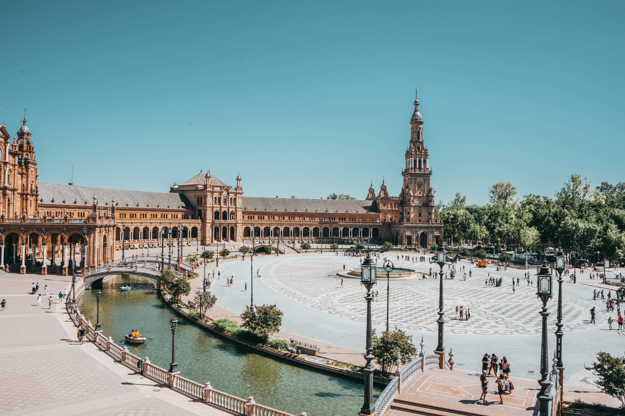 Disfruta de Sevilla con apartamentos suites en Sevilla